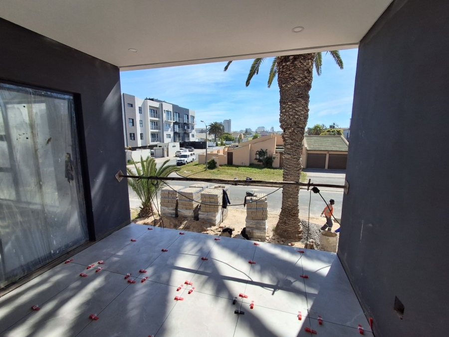 2 Bedroom Property for Sale in Beachfront Western Cape
